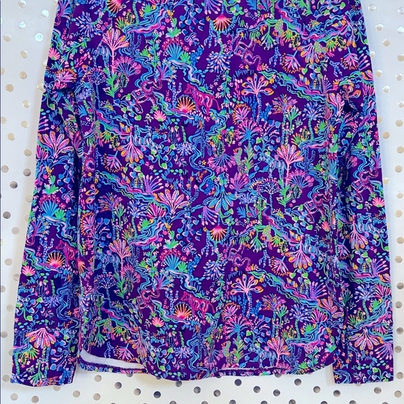 Lilly Pulitzer Luxletic Purple Berry Colony Conga Blythe Pullover UPF 50+ Top ~ - Picture 9 of 14